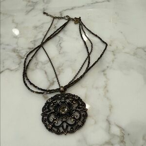 Women’s necklace